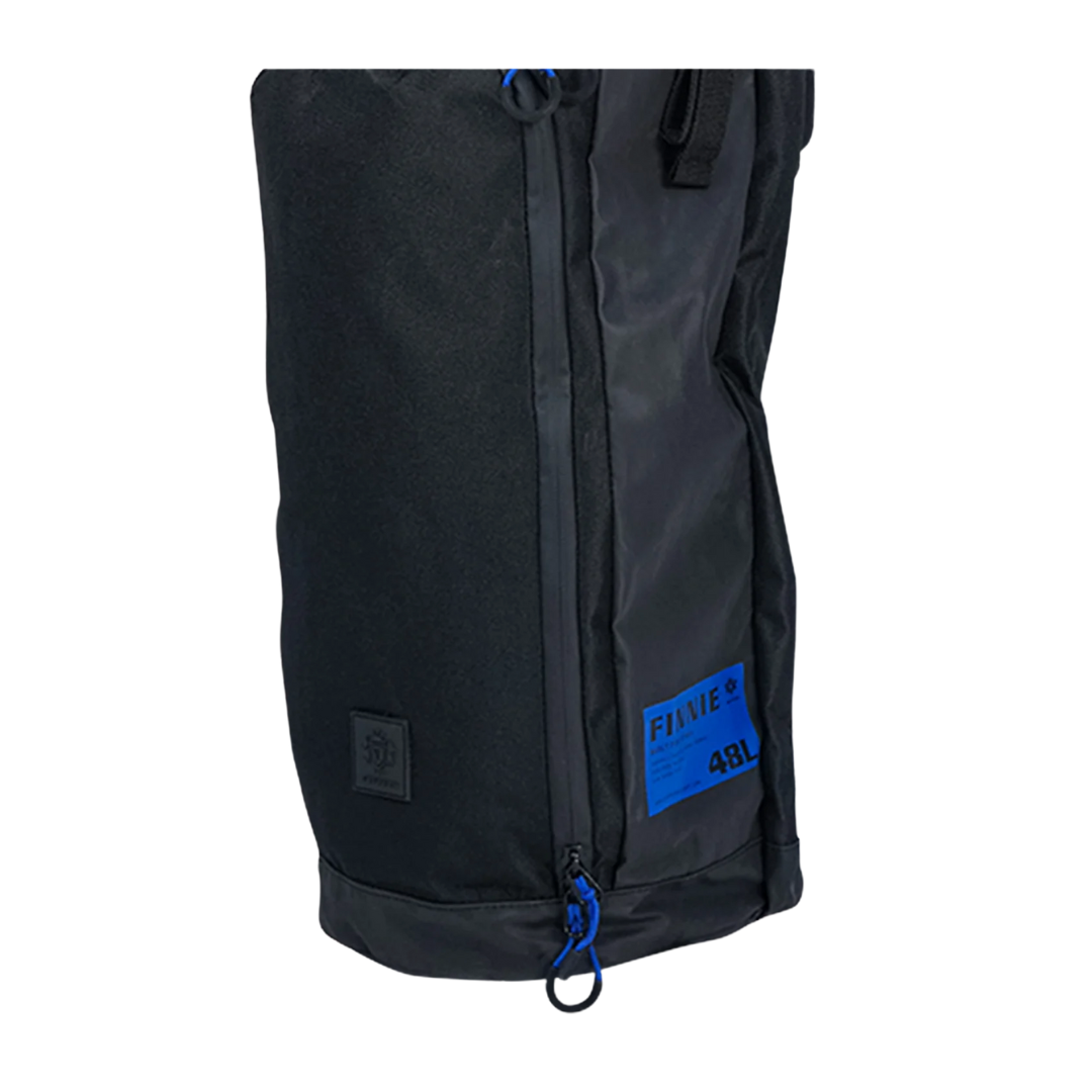 FUNDA GRYPHON FINNIE BLACK NEW